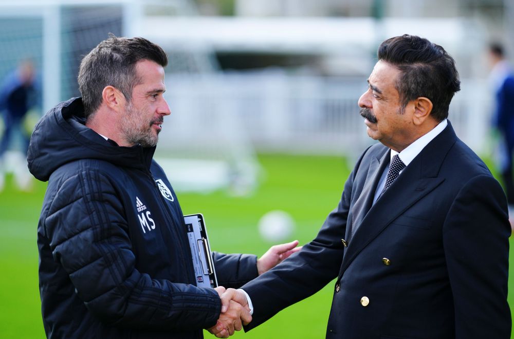 Marco Silva shakes hands with Mr Khan Marco Silva shakes hands with Mr Khan
