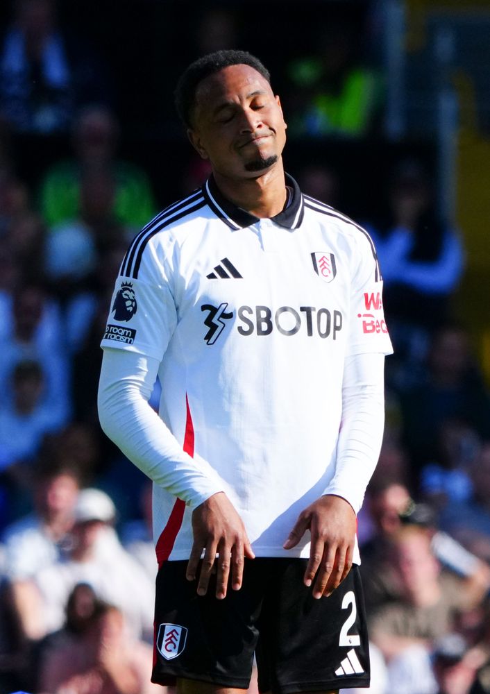 A frustrated Kenny Tete against Everton A frustrated Kenny Tete against Everton