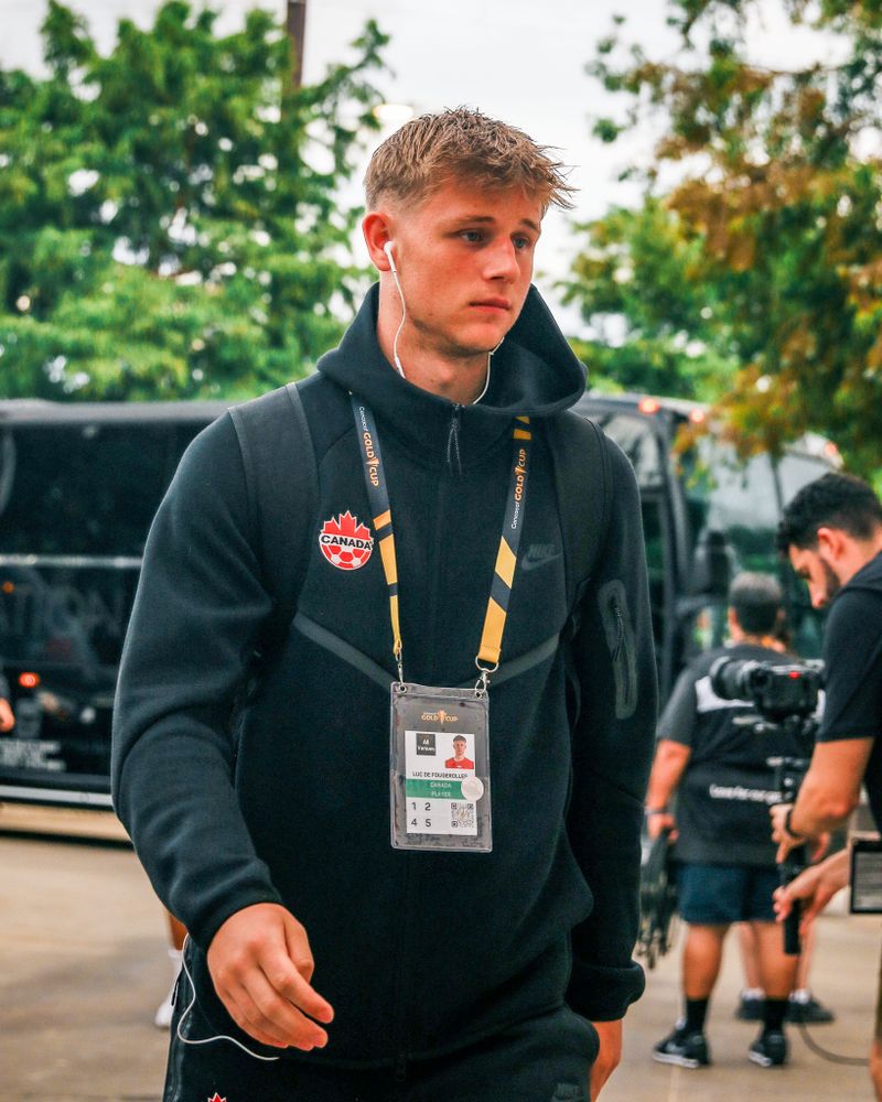 Luc de Fougerolles arrives ahead of Canada v El Salvador
