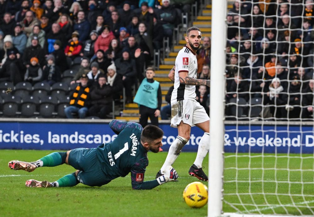 Layvin Kurzawa tucks it away on the rebound Layvin Kurzawa tucks it away on the rebound