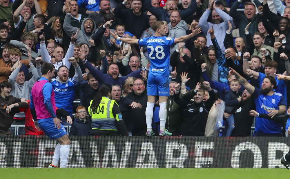 Jay Stansfield celebrates after scoring for Birmingham City against Coventry City