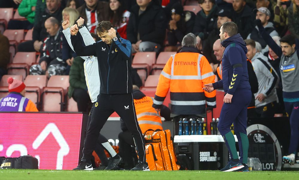 Julen Lopetegui celebrates victory over Southampton