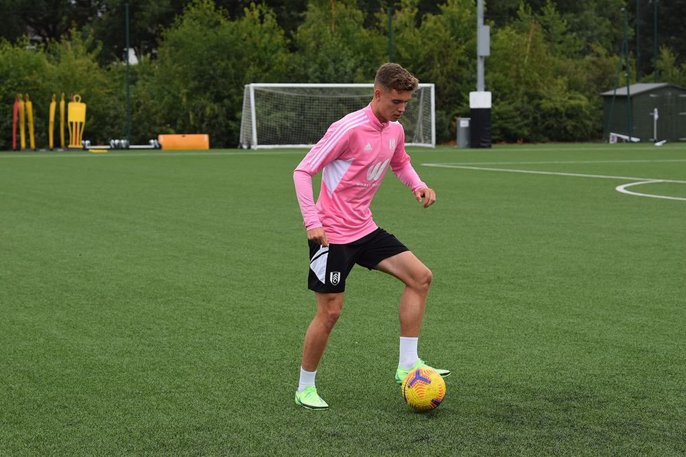 Fulham FC - Academy Signs Kristian Šekularac