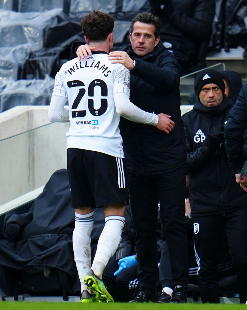 Marco Silva embraces Neco Williams after his substitution Marco Silva embraces Neco Williams after his substitution